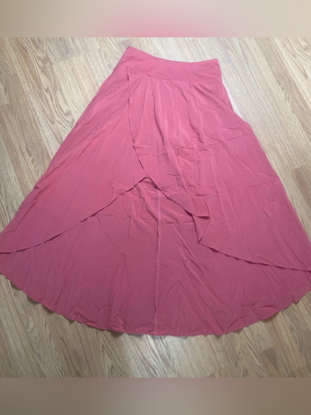 Halara mauve skirt with shorts medium NWT